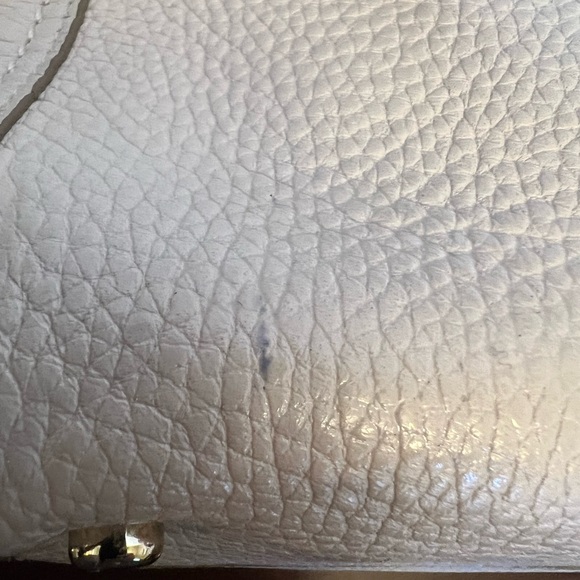 Coach Swagger - Picture 12 of 12